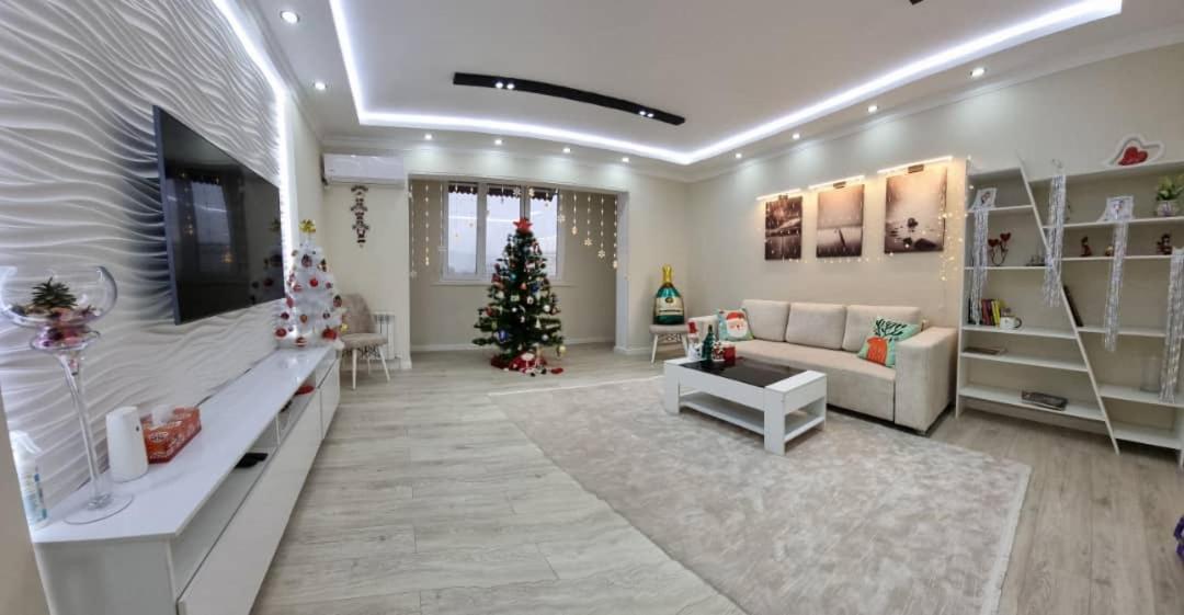 Charming And Modern Apartment At Heart Of Tașkent Exterior foto